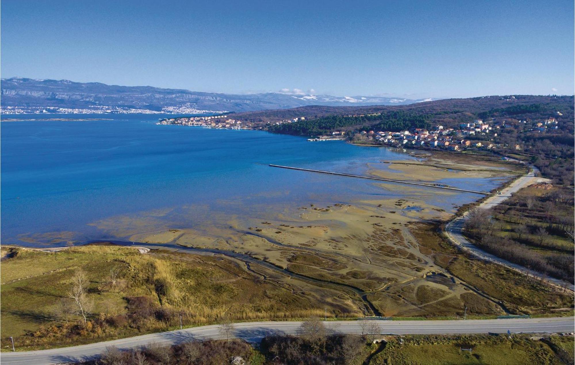 Gorgeous Apartment In Cizici With House Sea View Exteriör bild