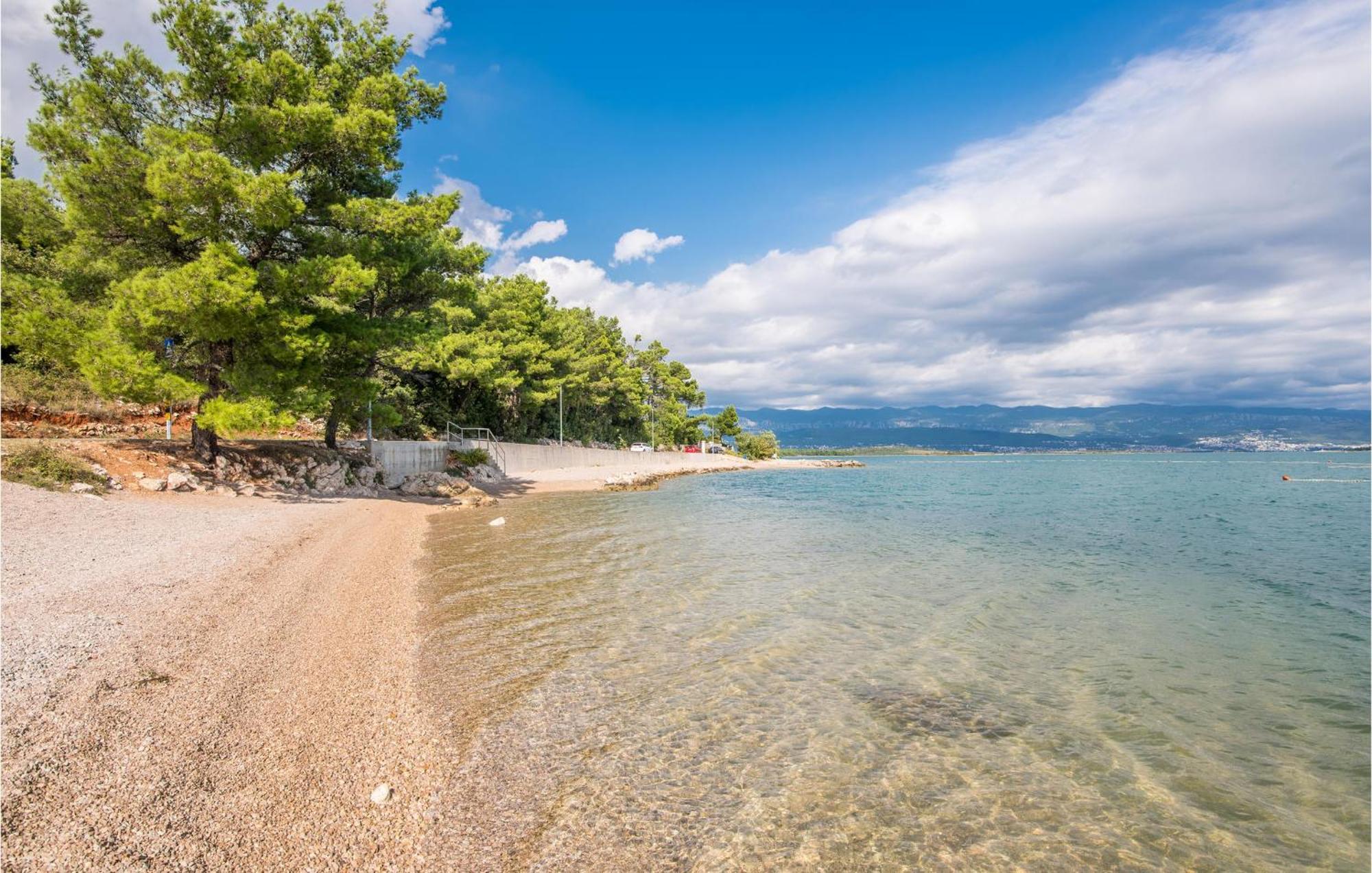 Gorgeous Apartment In Cizici With House Sea View Exteriör bild