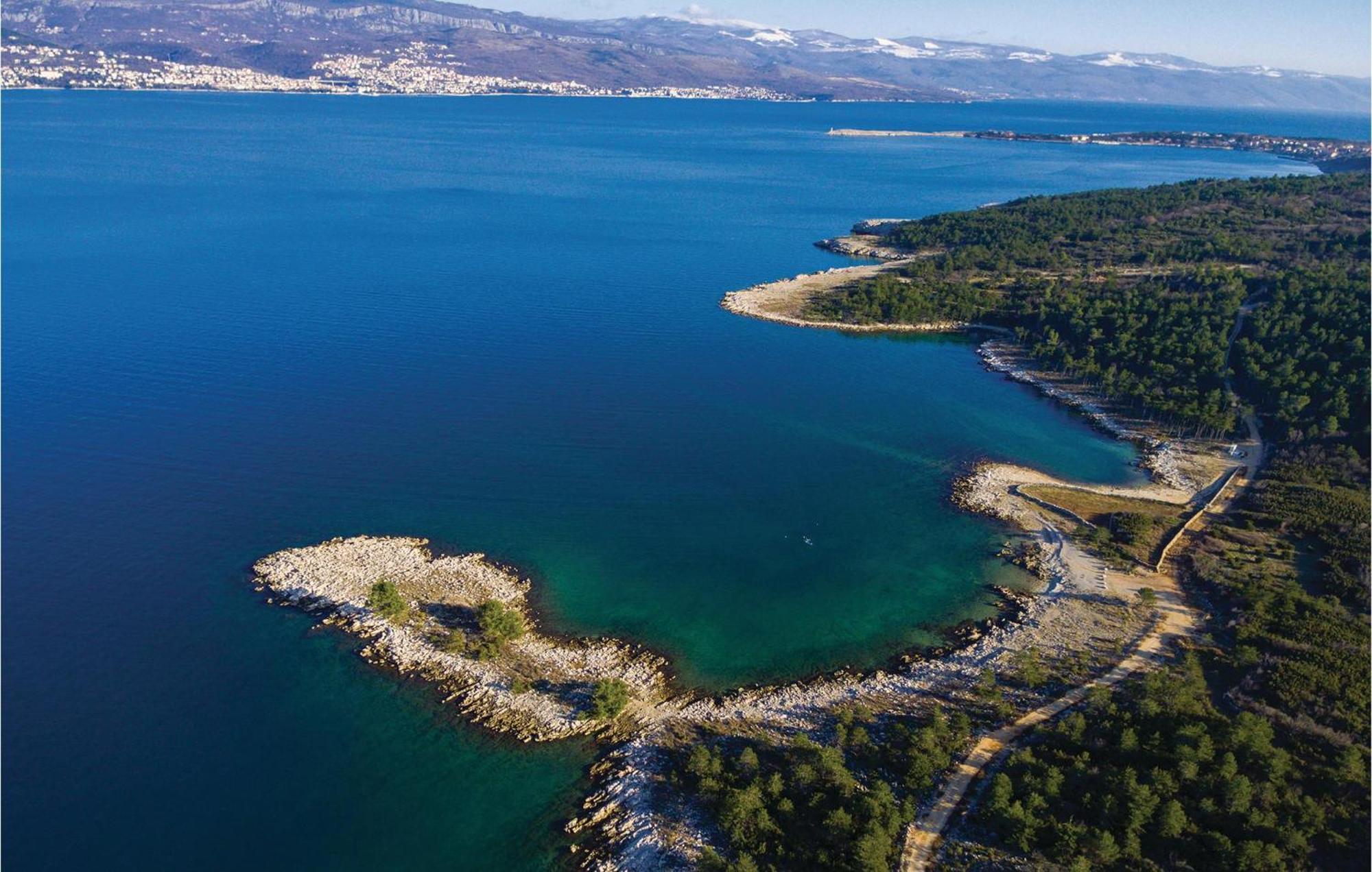 Gorgeous Apartment In Cizici With House Sea View Exteriör bild